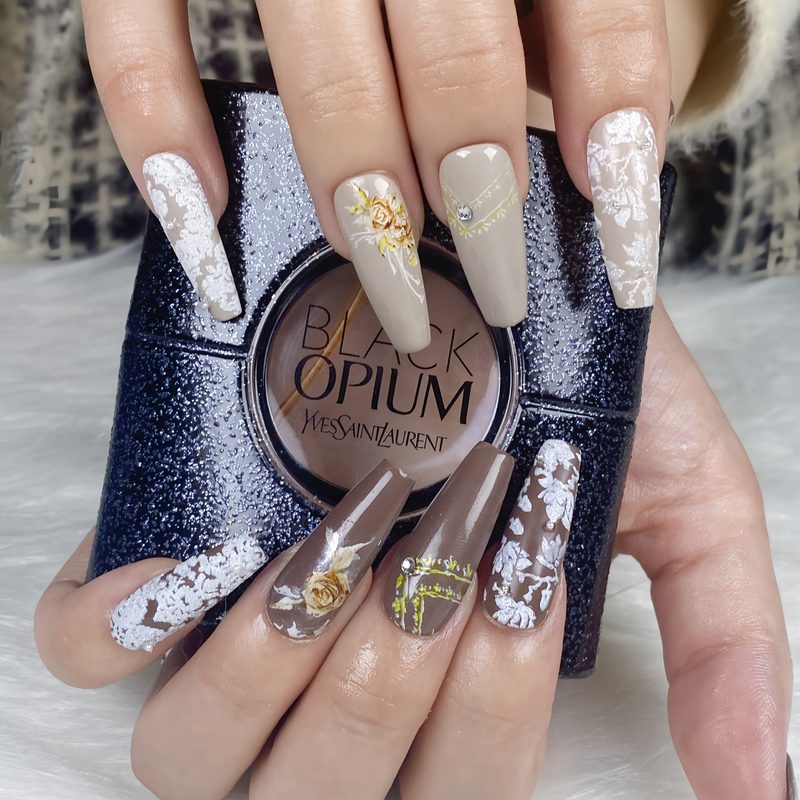 abstract art nail designs