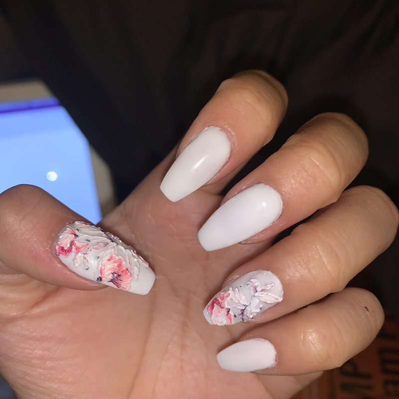 Flower Sticker Nail Art: Fresh Floral Manicure Ideas