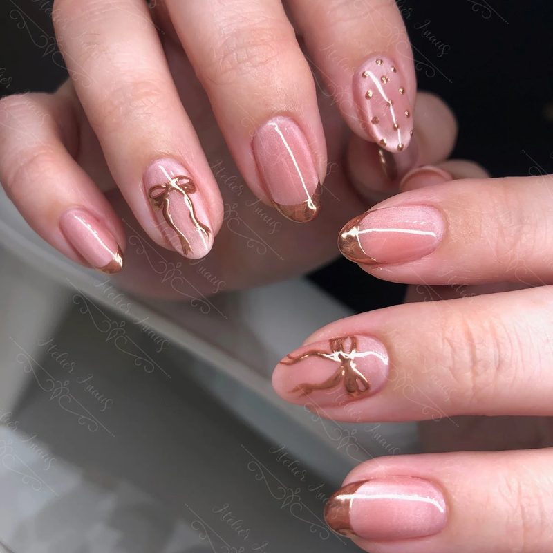 nude nails with nail art