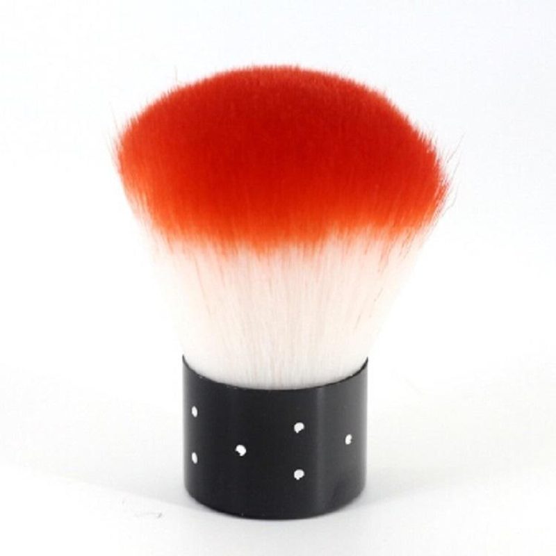 cleaning nail art brushes with brush cleaner