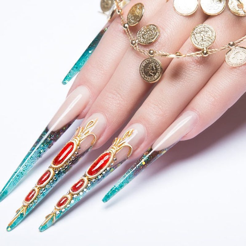 nail art with charms