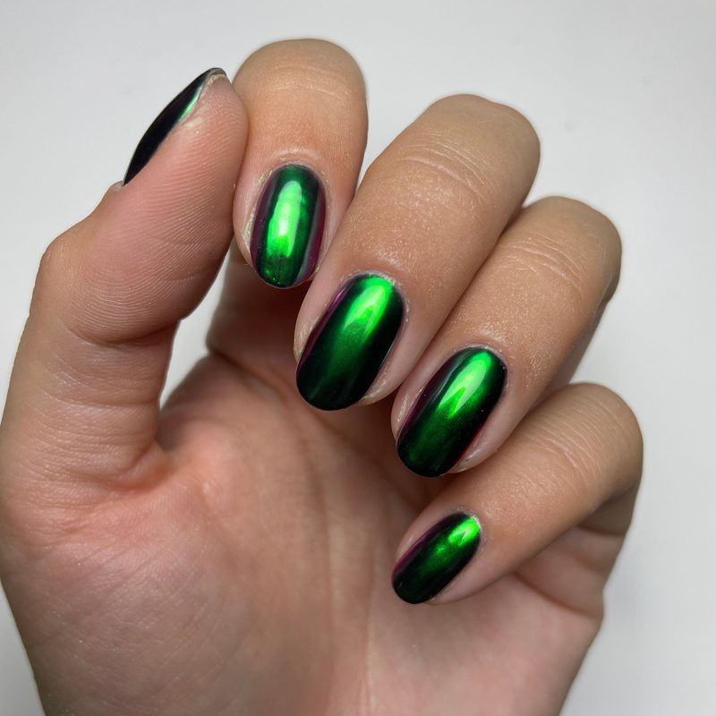 variety of gel varnish mirror nail designs including geometric and accent nails